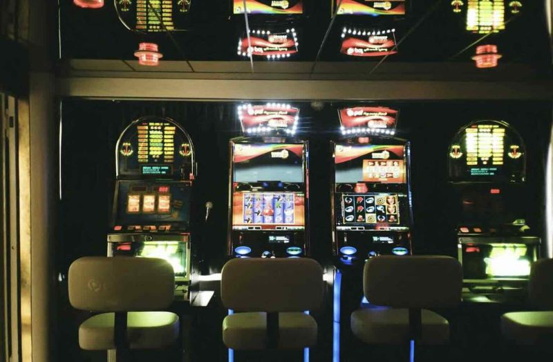 land based casino with slot machines
